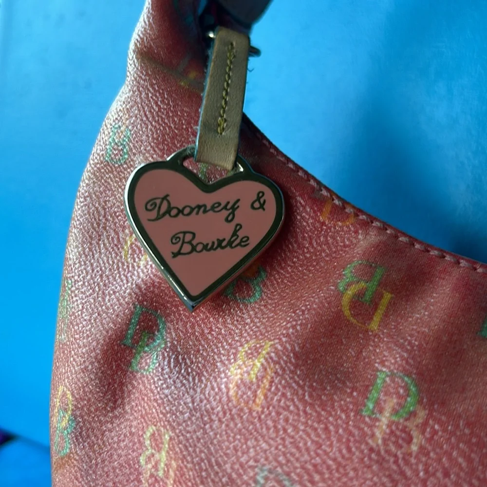 DOONEY & BOURKE, Rainbow Zipper With Metal Tag to Match!!!! - Picture 3 of 13